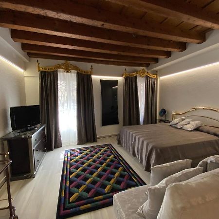 Suite Canal View Veneţia Exterior foto